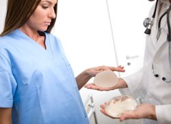safety of silicone breast implants 
